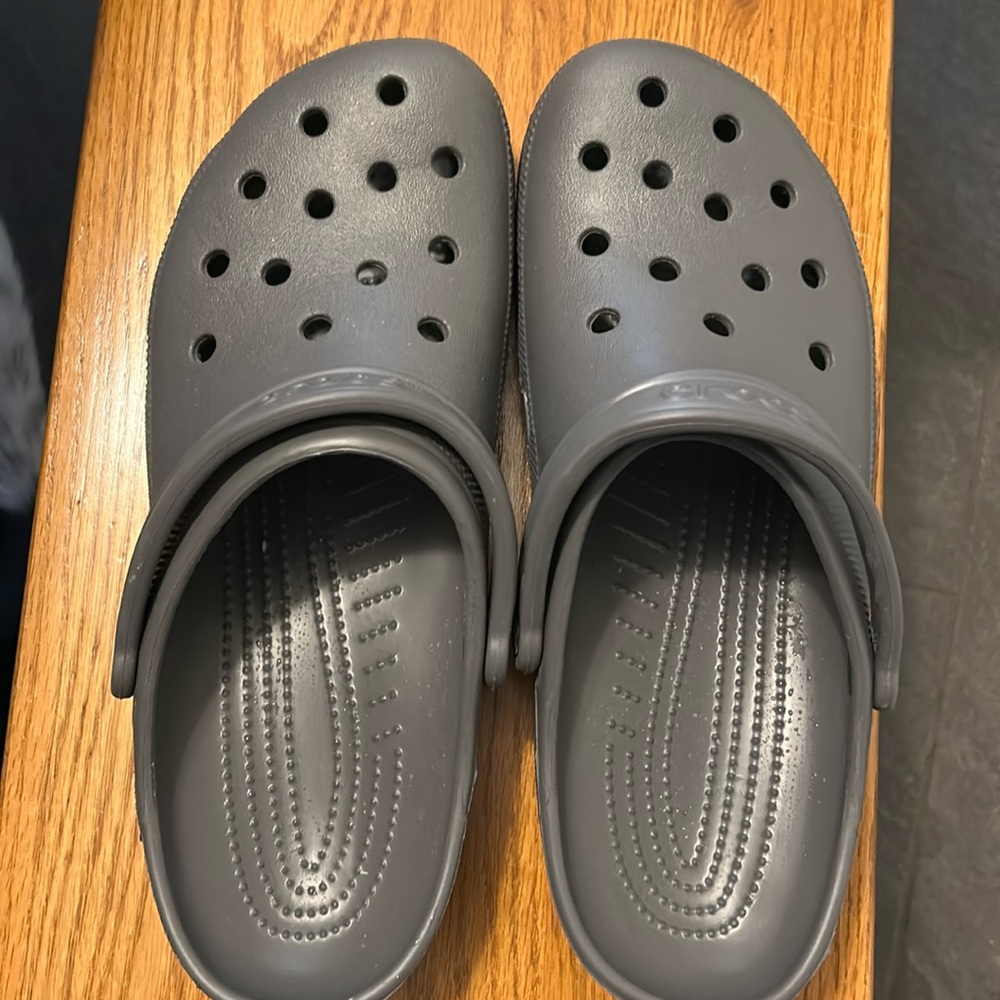Gently used classic men’s crocs size 13